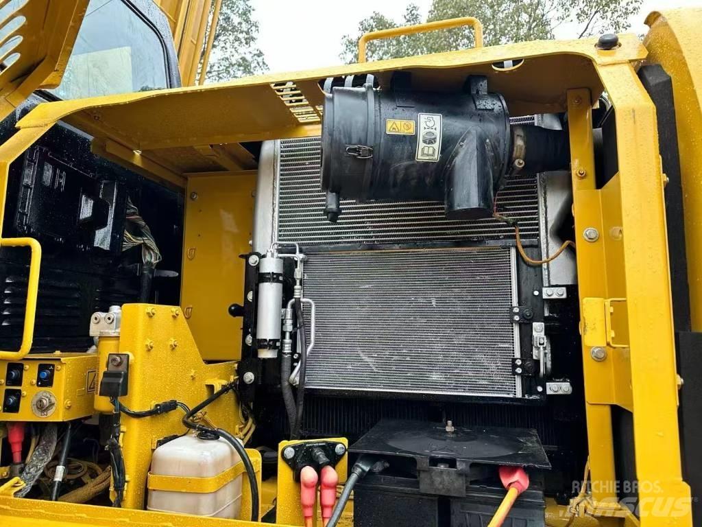 CAT 315DGC Vikšriniai ekskavatoriai