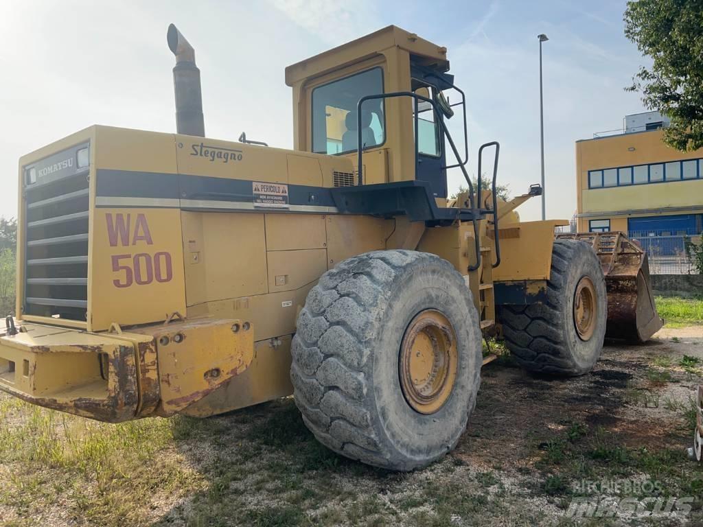 Komatsu WA 500-1 Naudoti ratiniai krautuvai