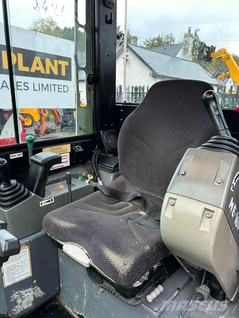 Takeuchi TB 23 R Mini ekskavatoriai < 7 t