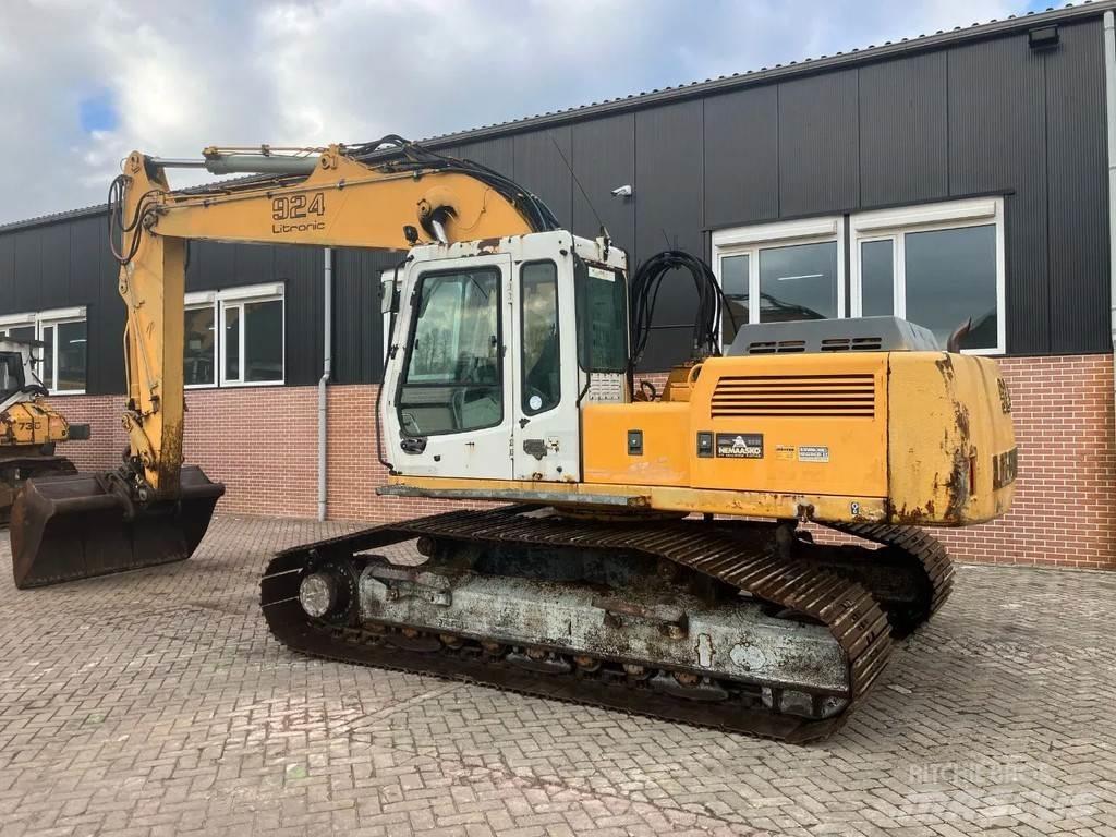 Liebherr 924 Vikšriniai ekskavatoriai