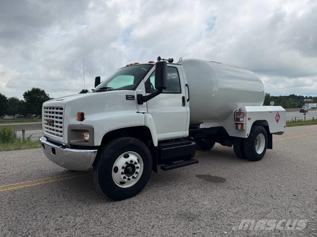 GMC C7500 Automobilinės cisternos