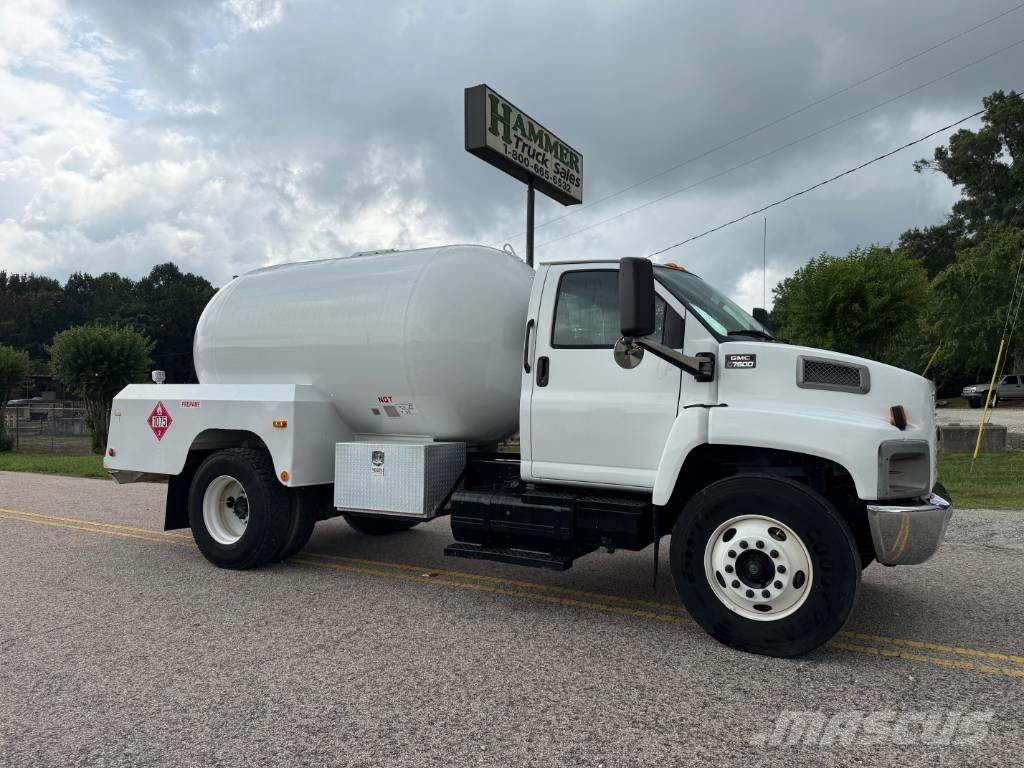 GMC C7500 Automobilinės cisternos