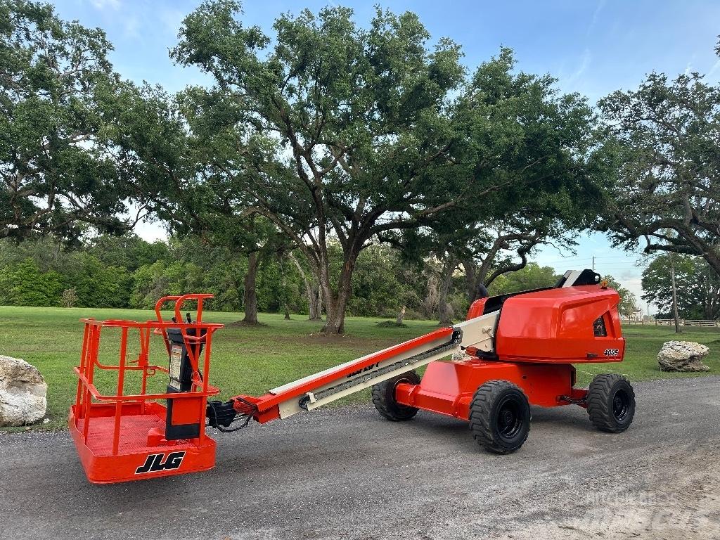JLG 400 S Teleskopiniai keltuvai