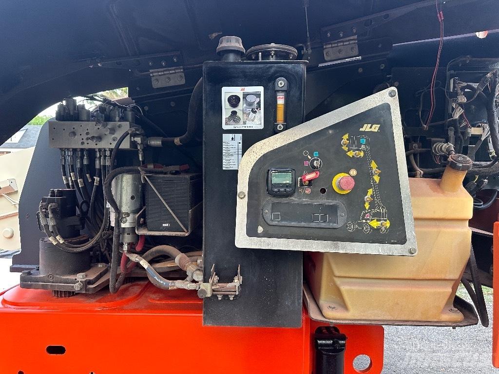 JLG 400 S Teleskopiniai keltuvai