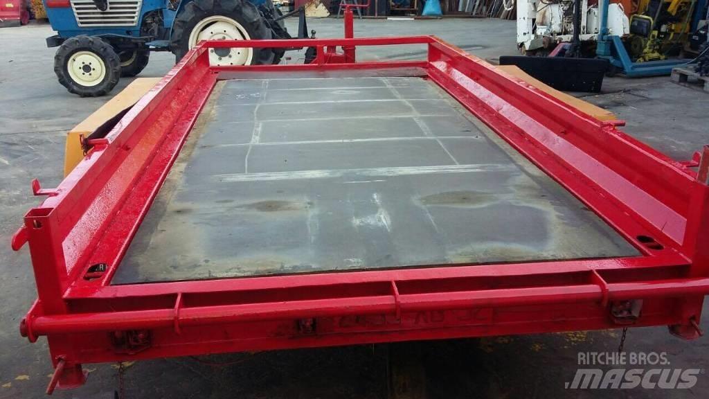 Ackermann 3300 t Platformos / Pakrovimas iš šono