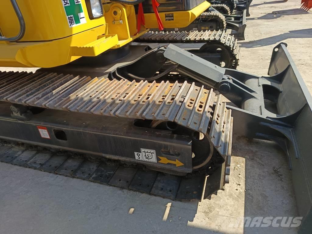 Komatsu PC 70-8 Vikšriniai ekskavatoriai