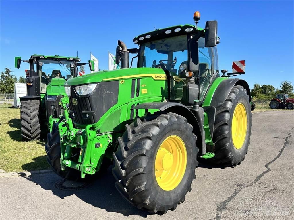 John Deere 6R 250 Traktoriai