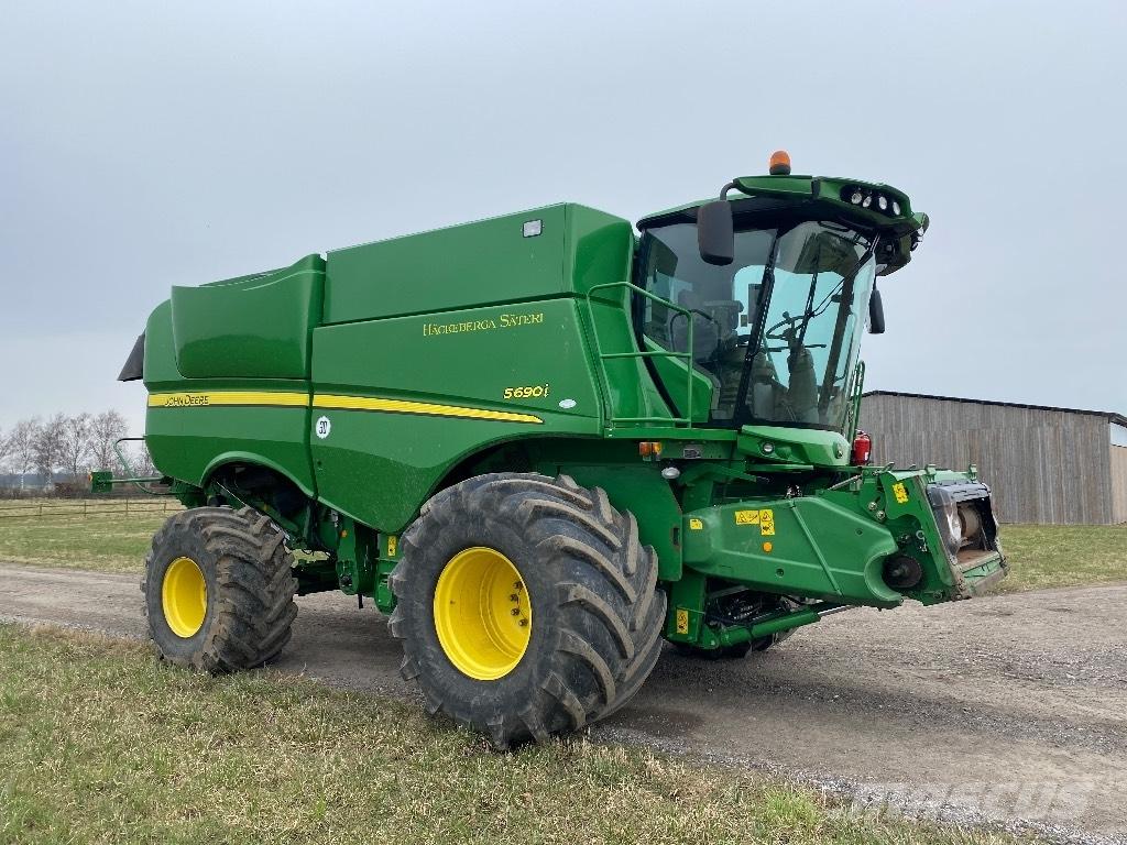 John Deere S 690 i Derliaus nuėmimo kombainai