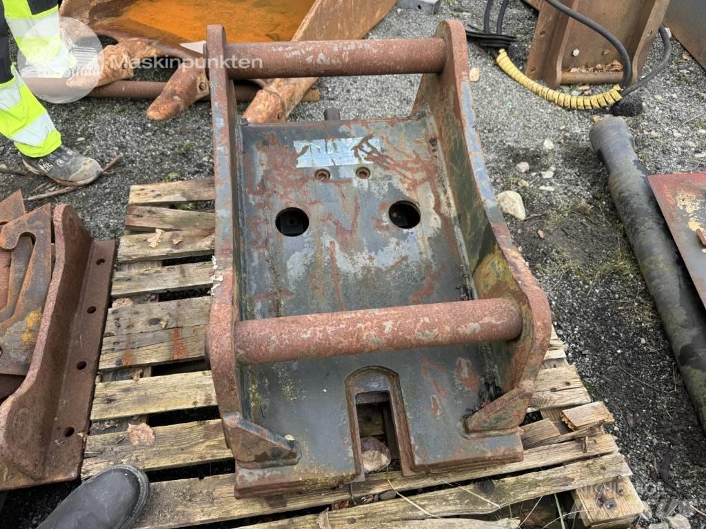  Adapterfäste S70 - B30 Greito sujungimo jungtys