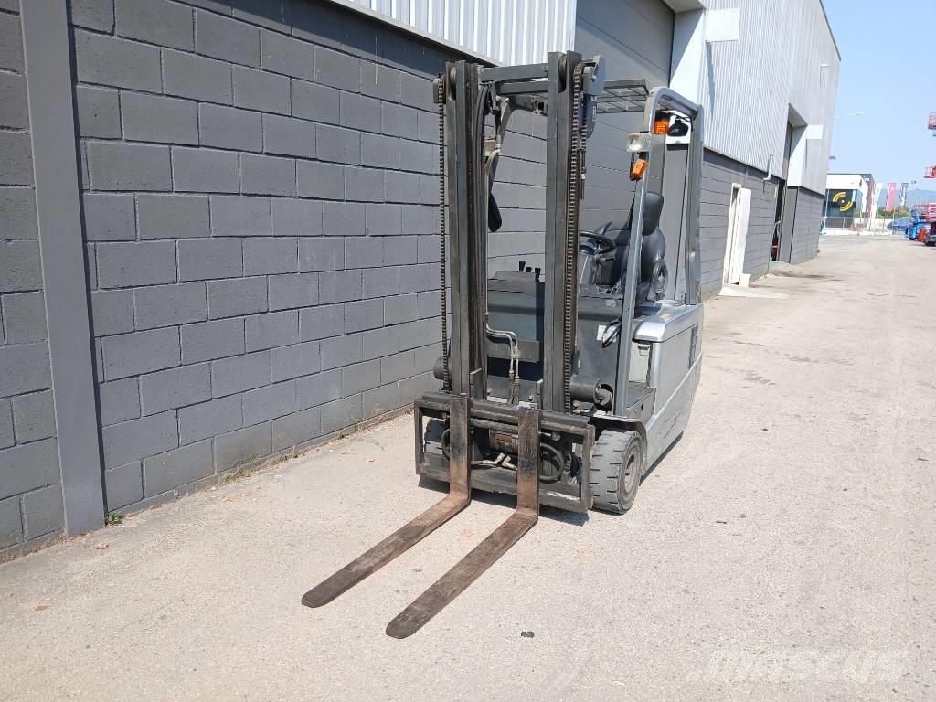 Nissan G1N1L 16 Q Elektriniai šakiniai krautuvai