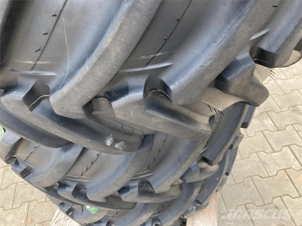Michelin 400/70R20 Padangos, ratai ir ratlankiai