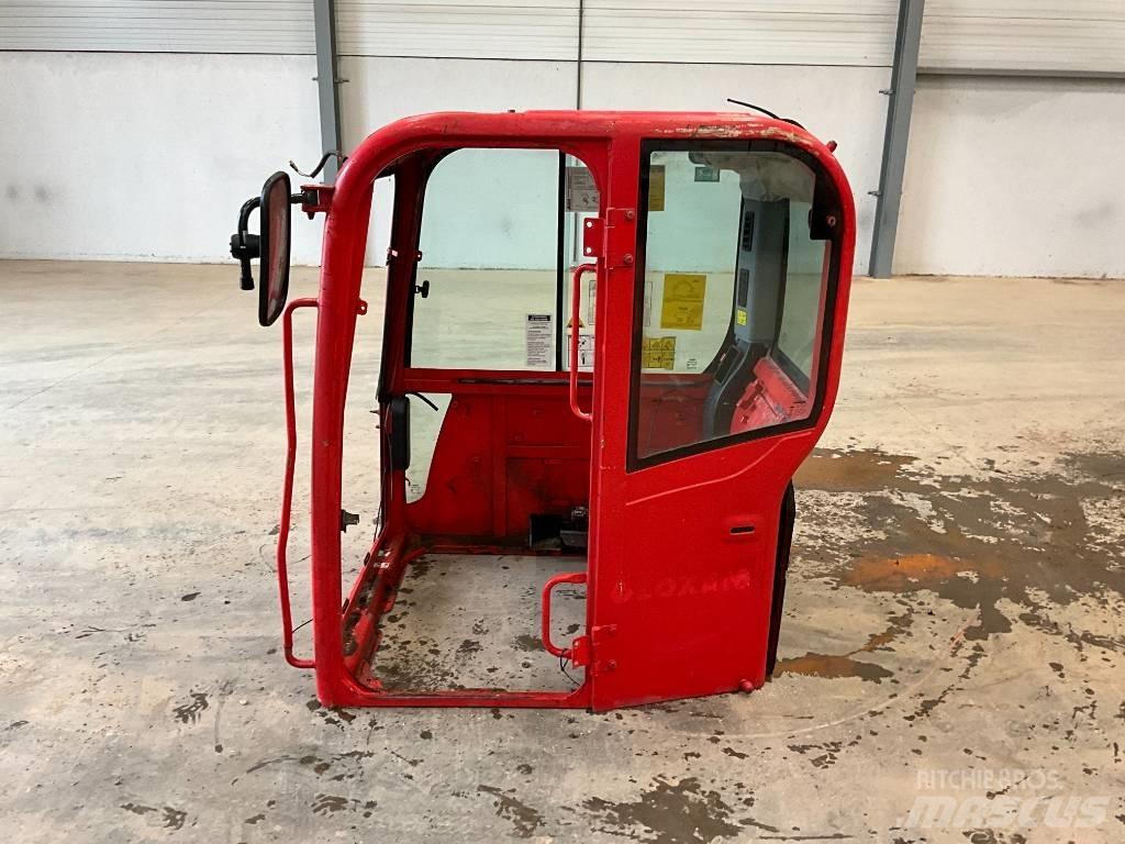 Bobcat E 80 Kabinos ir interjeras