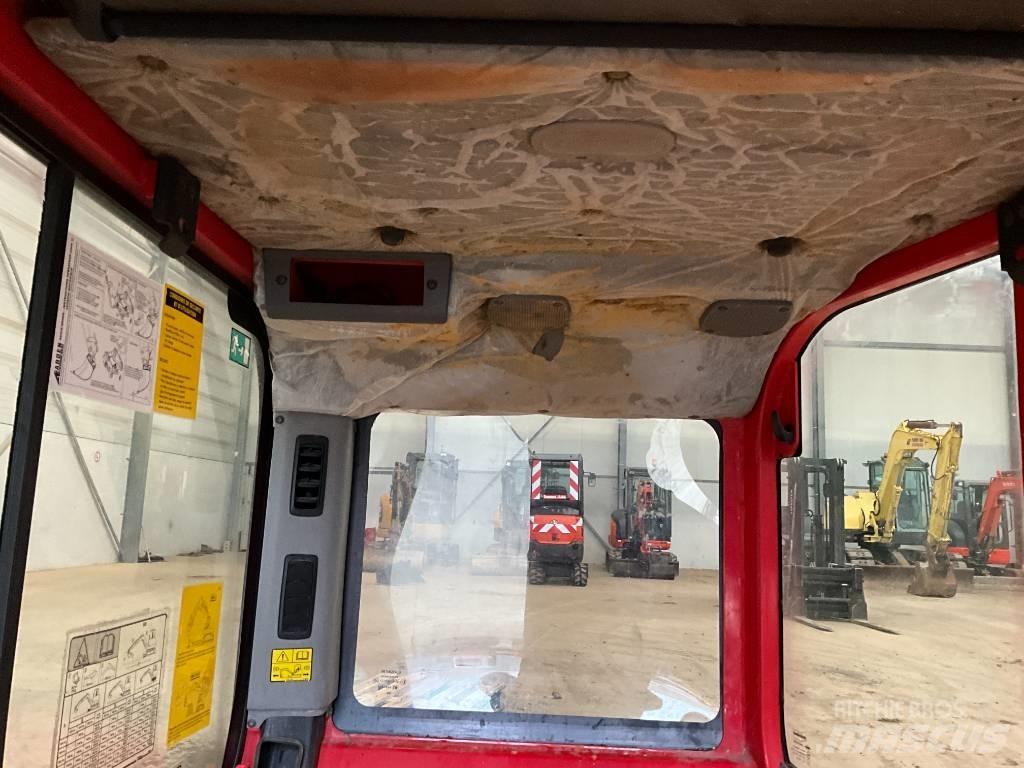 Bobcat E 80 Kabinos ir interjeras