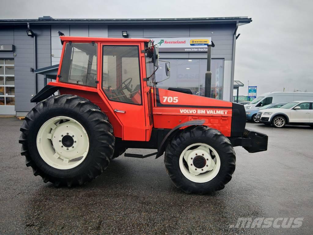 Valmet 705 Traktoriai