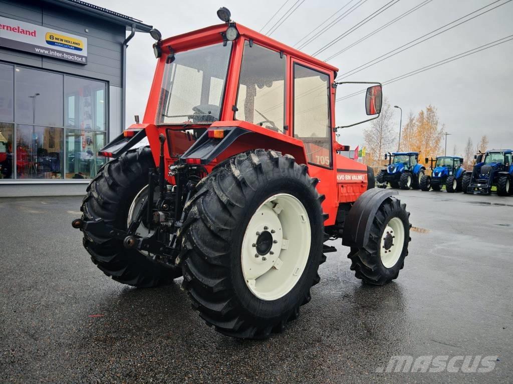 Valmet 705 Traktoriai