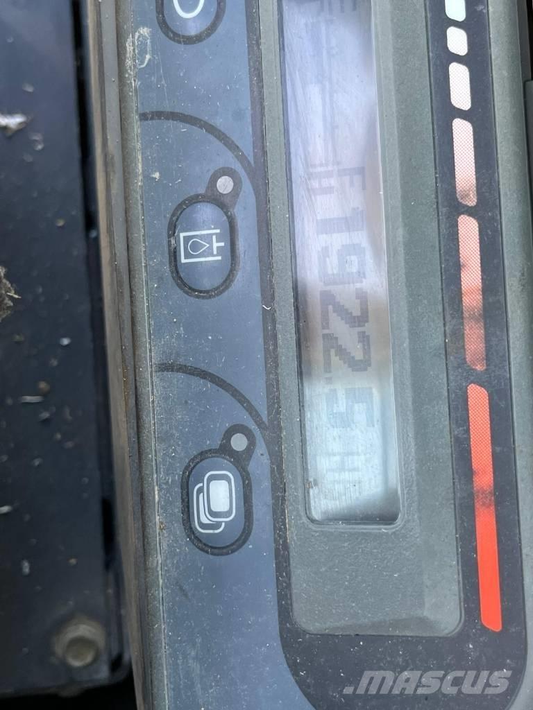 Kubota KX 080-3 A Vidutinės galios ekskavatoriai 7-12 t