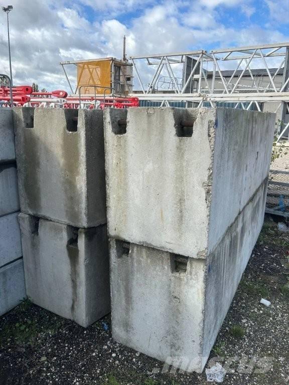 Potain MR 225 Bokštiniai kranai