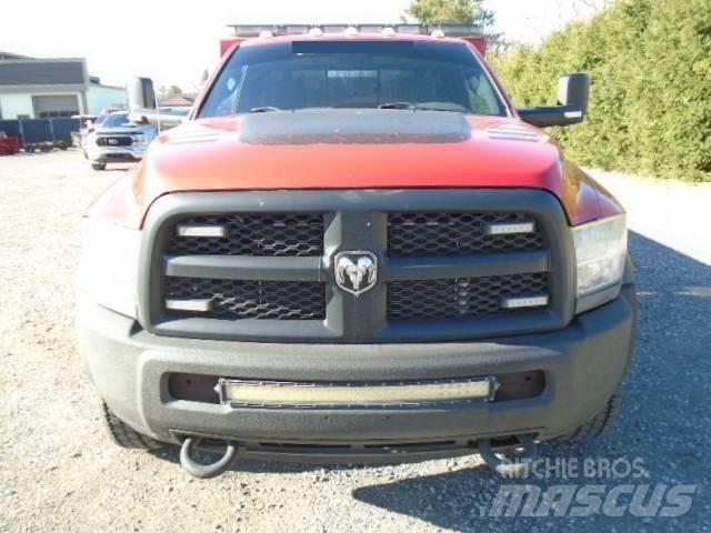 Dodge Ram 5500 Pagalbos kelyje automobiliai