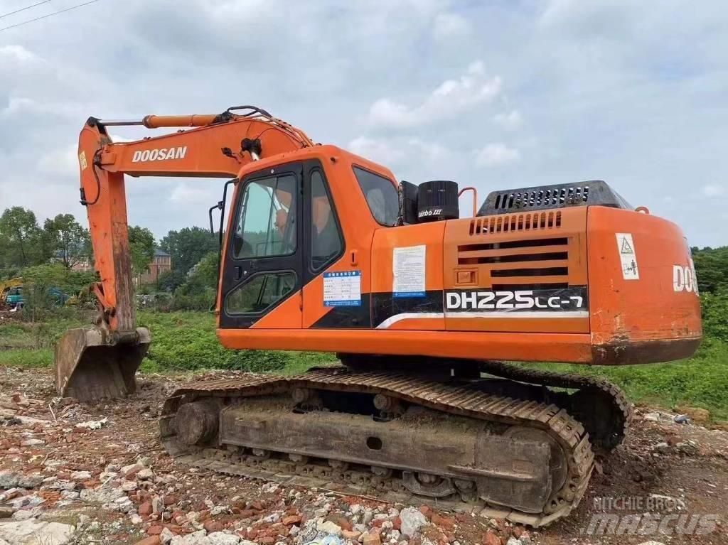 Doosan DH 225 LC-7 Vikšriniai ekskavatoriai