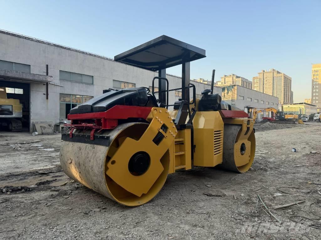 Dynapac CC 522 Porinių būgnų volai