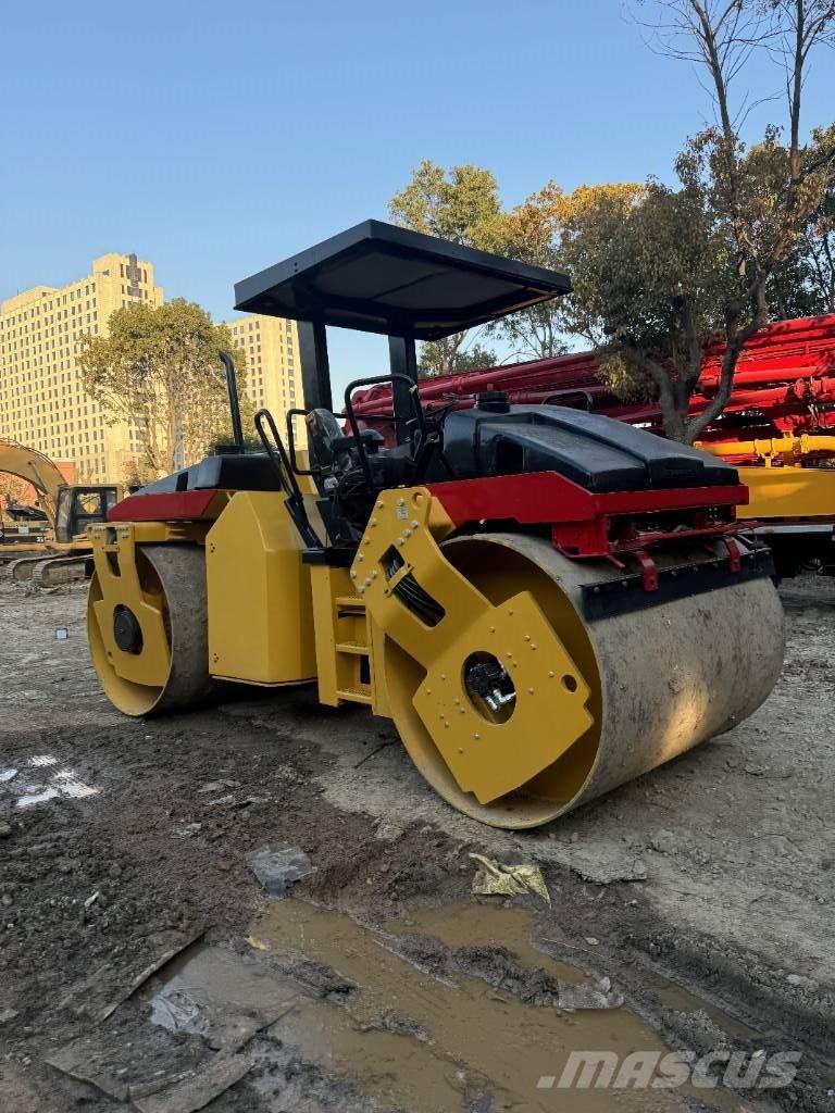 Dynapac CC 522 Porinių būgnų volai