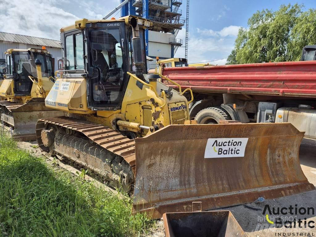Komatsu D51 Vikšriniai buldozeriai