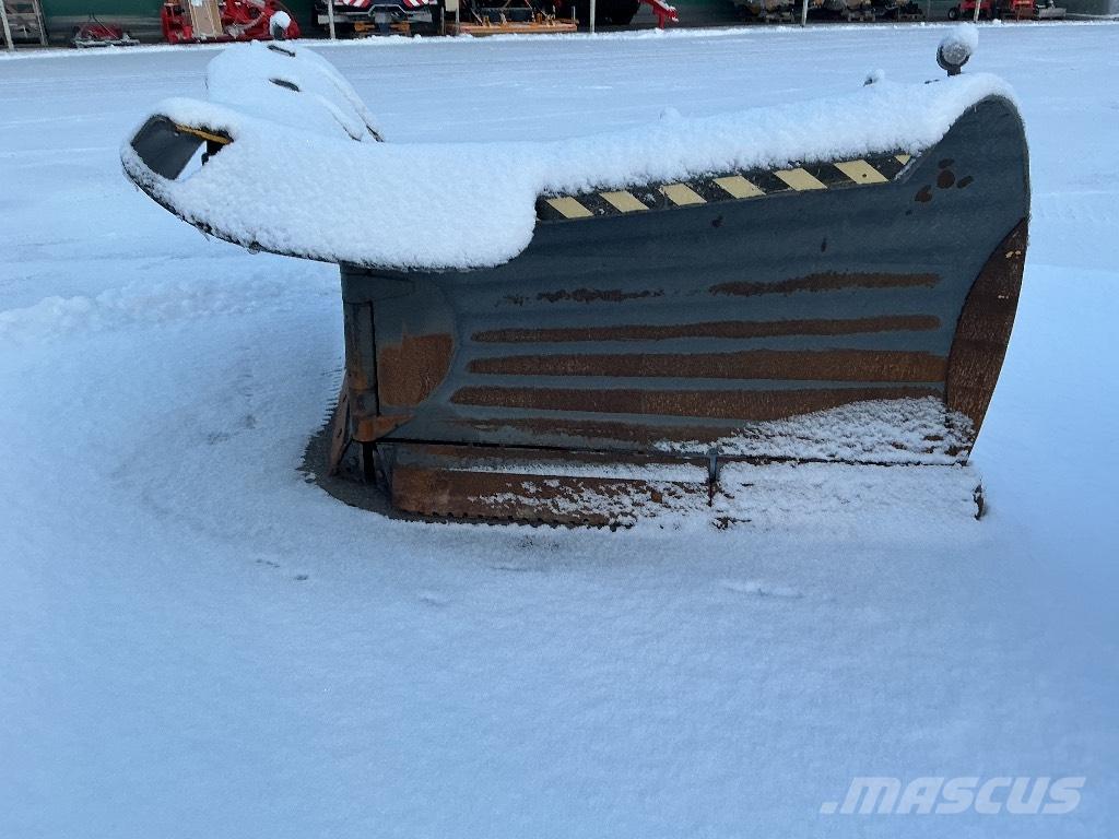 Stark NL3600R Sniego peiliai ir valytuvai