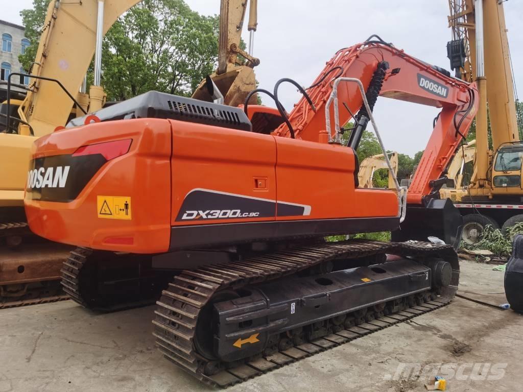 Doosan DX 300 LC Vikšriniai ekskavatoriai