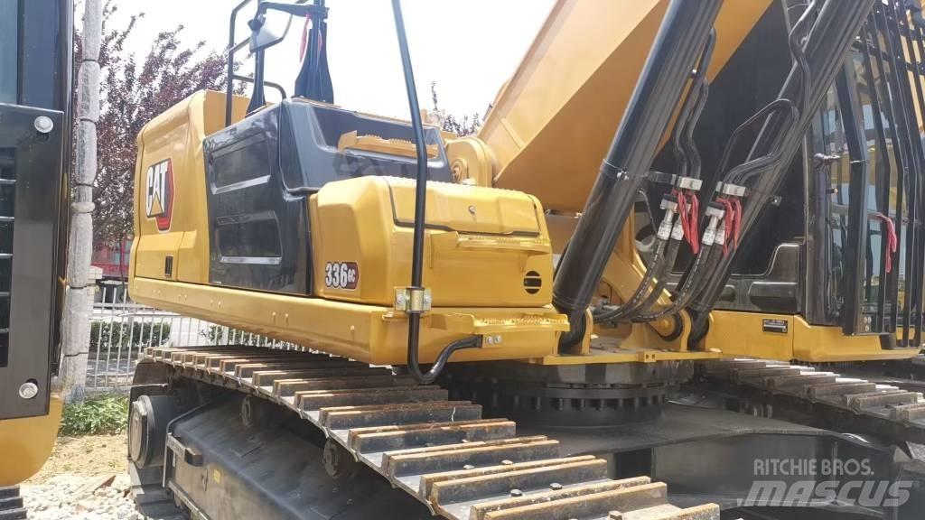 CAT 336 Vikšriniai ekskavatoriai