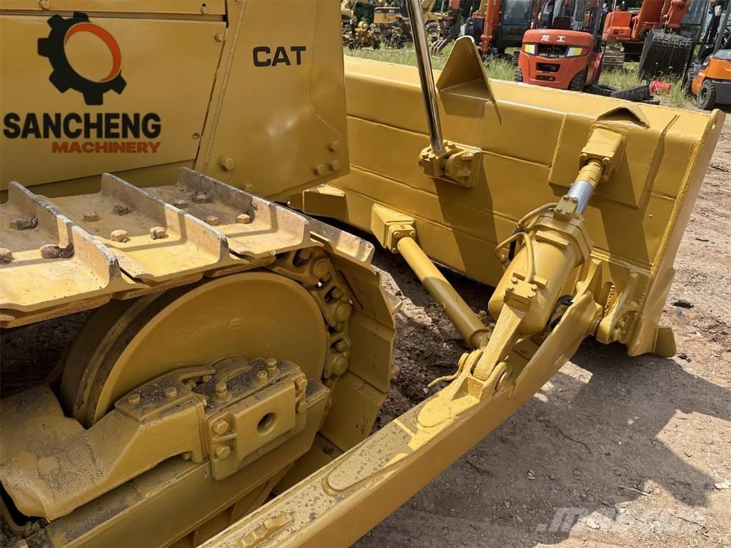 CAT D6G Vikšriniai buldozeriai