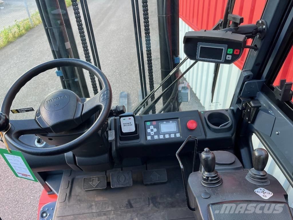 Toyota 8 FBMT 35 Elektriniai šakiniai krautuvai