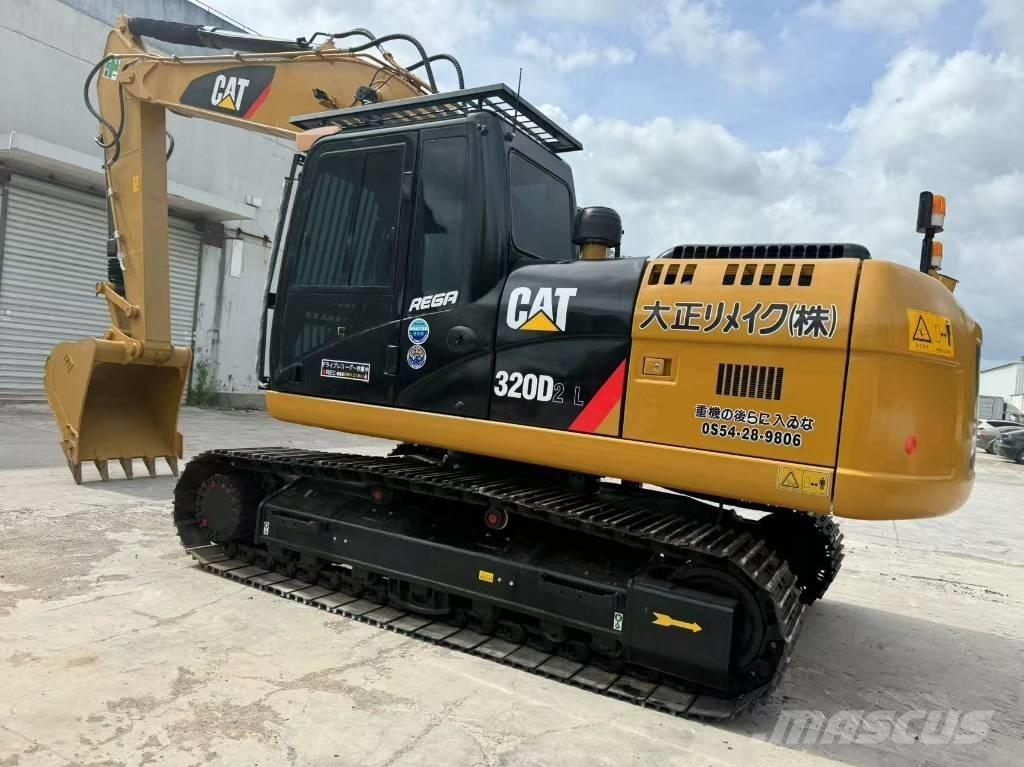 CAT 320 D2 Vikšriniai ekskavatoriai