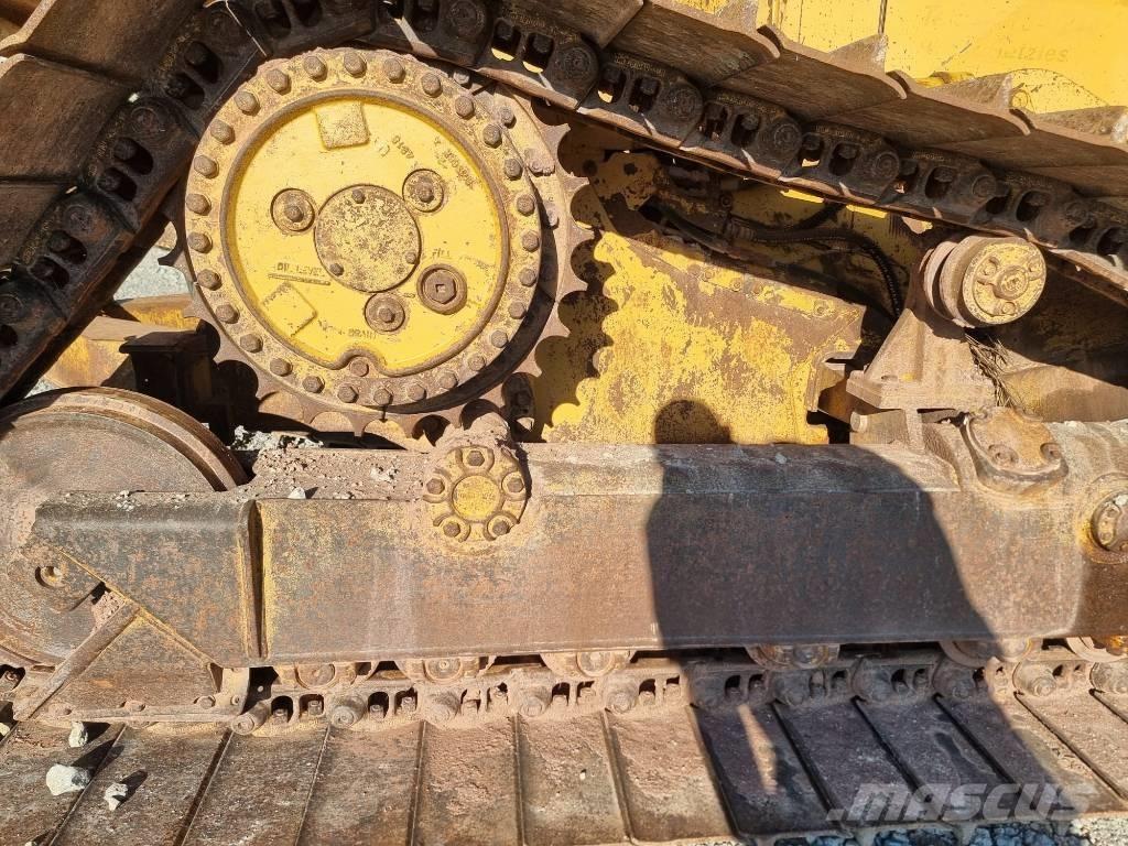CAT D 4 H Vikšriniai buldozeriai