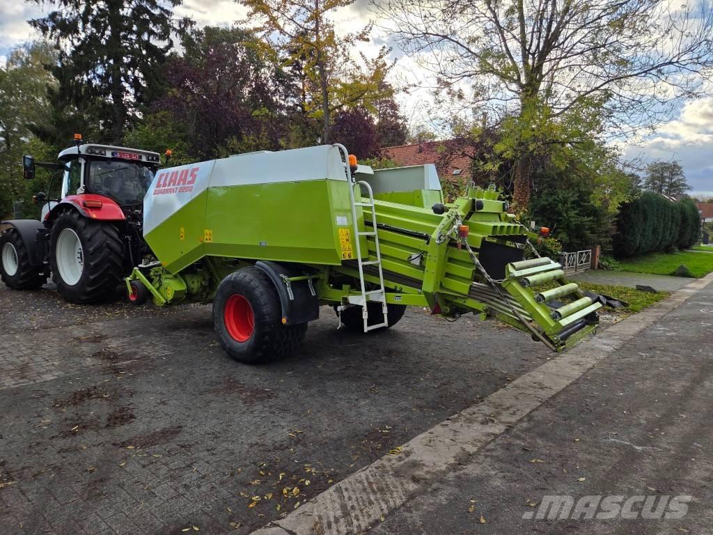 CLAAS Quandrant 2200 Stačiakampių ryšulių presai