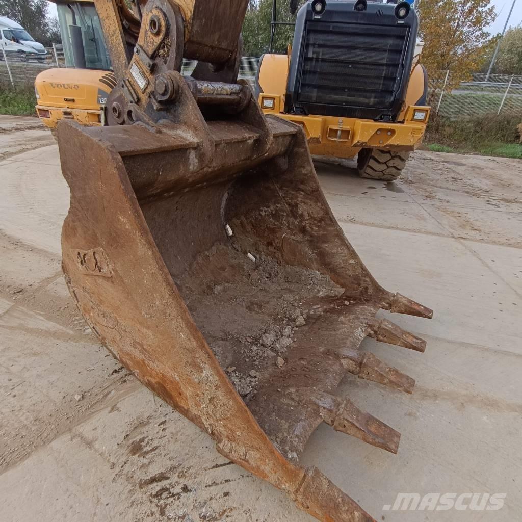 CAT 330FLN Vikšriniai ekskavatoriai