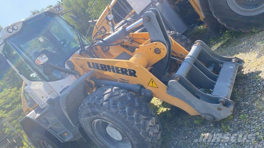 Liebherr L 526 Z Naudoti ratiniai krautuvai