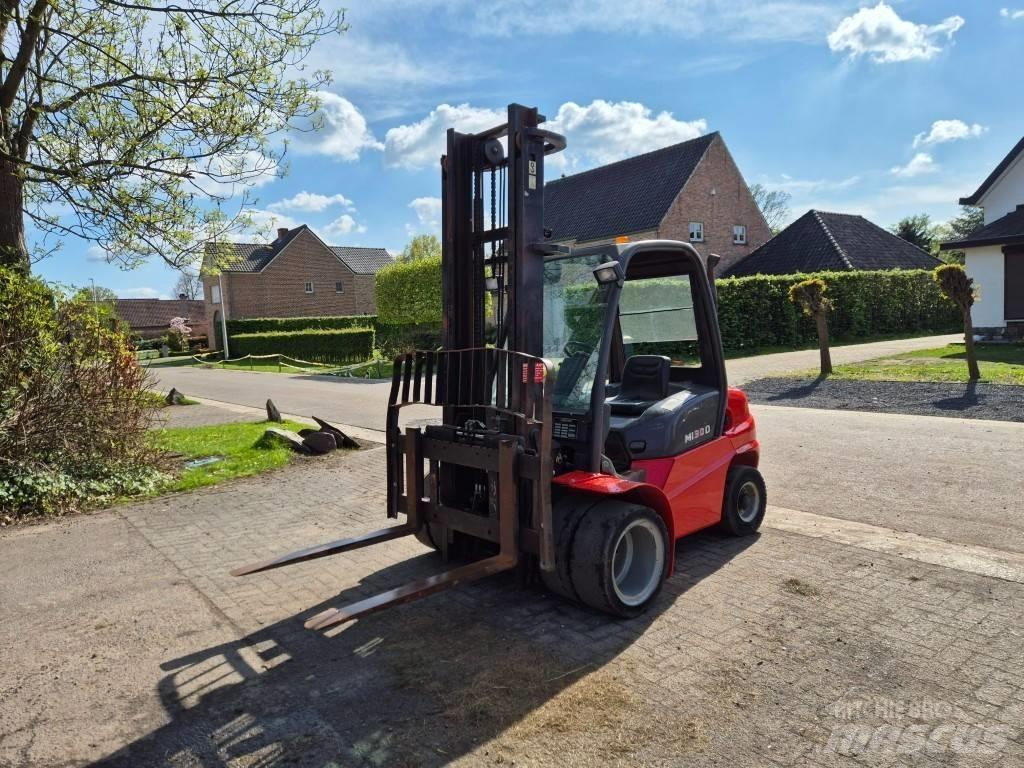 Manitou MI30D S1E3 Dyzeliniai krautuvai