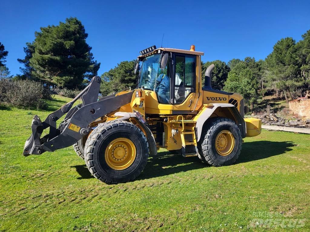 Volvo L90f Naudoti ratiniai krautuvai