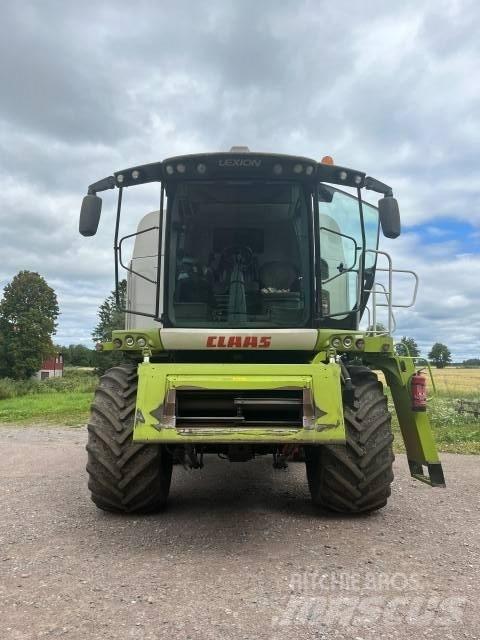 CLAAS Lexion 620 Derliaus nuėmimo kombainai