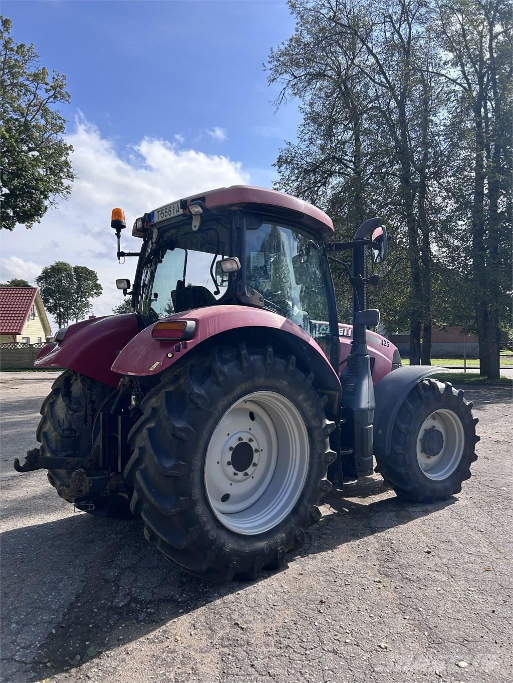 CASE Maxxum 125 Traktoriai