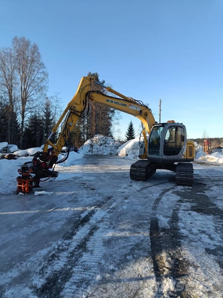 New Holland 135 SR Vikšriniai ekskavatoriai