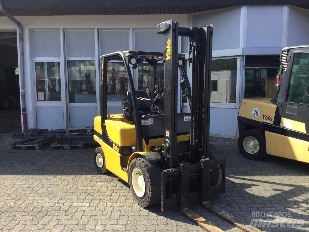 Yale GDP30VX Dyzeliniai krautuvai