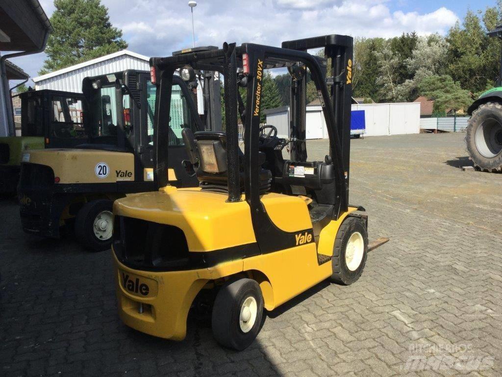 Yale GDP30VX Dyzeliniai krautuvai