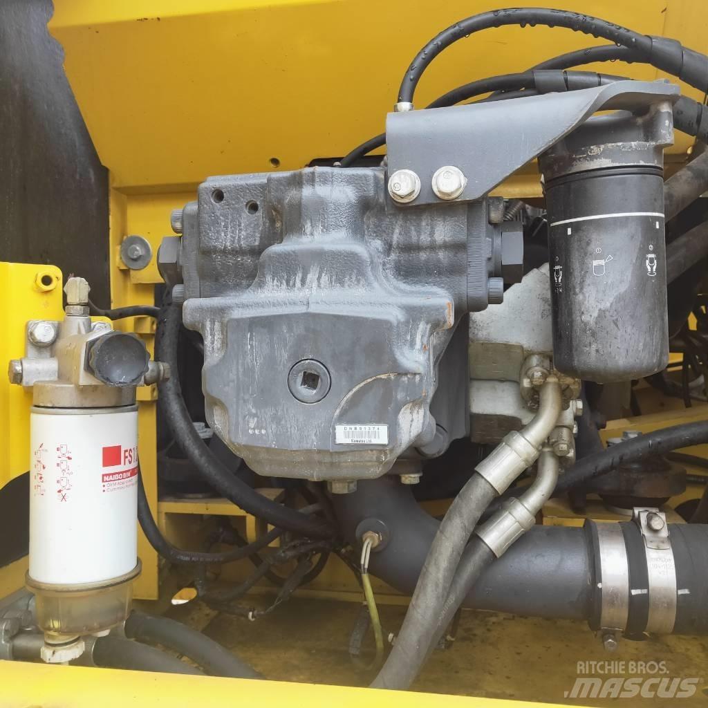 Komatsu PC200-8 Vikšriniai ekskavatoriai