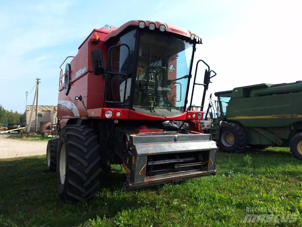 Laverda 255 Derliaus nuėmimo kombainai