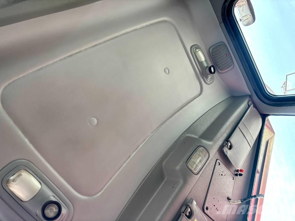 Peterbilt 388 Naudoti vilkikai