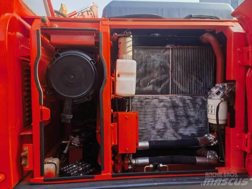 Doosan dx140lc-9c Vikšriniai ekskavatoriai