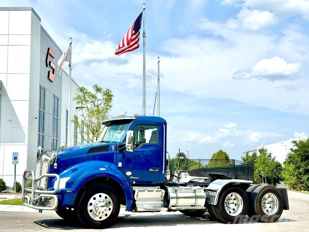Kenworth T 880 Naudoti vilkikai