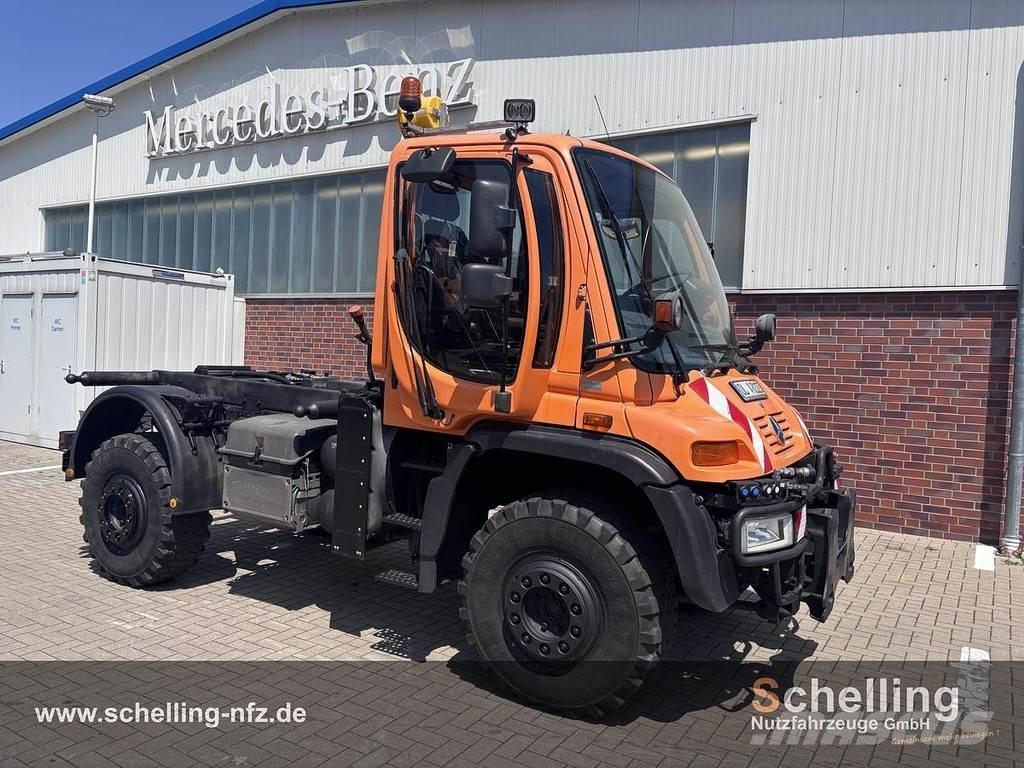 Mercedes-Benz U500 Kita