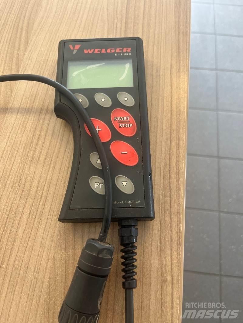 Welger D6060 Stačiakampių ryšulių presai
